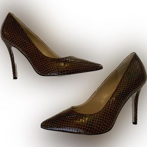 White House Black Market Olivia Whiskey Brown Stiletto Pumps Size 6